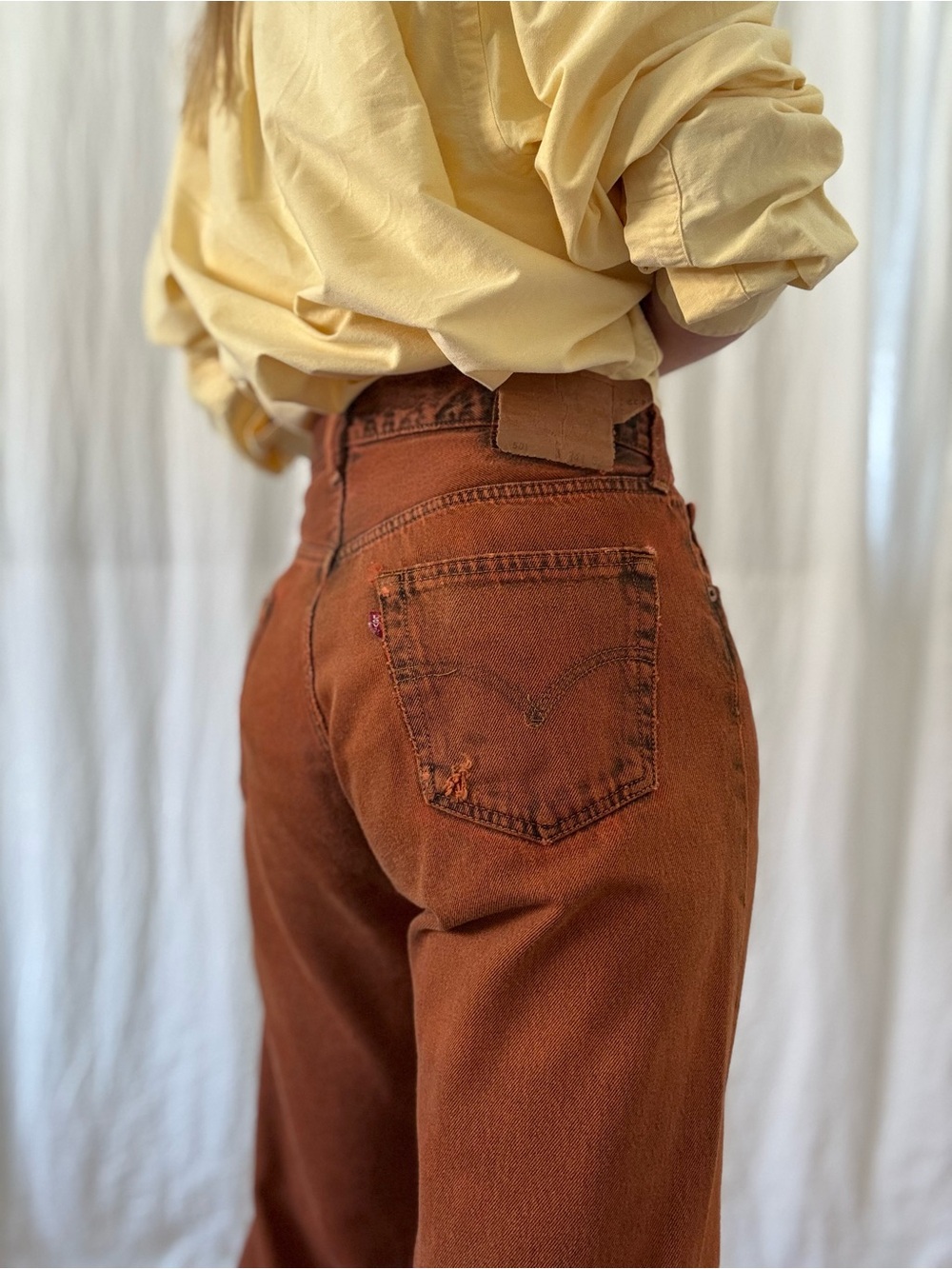Vintage Levi’s 501 really unique rust wash 1990s high rise straight leg - Picture 5 of 13